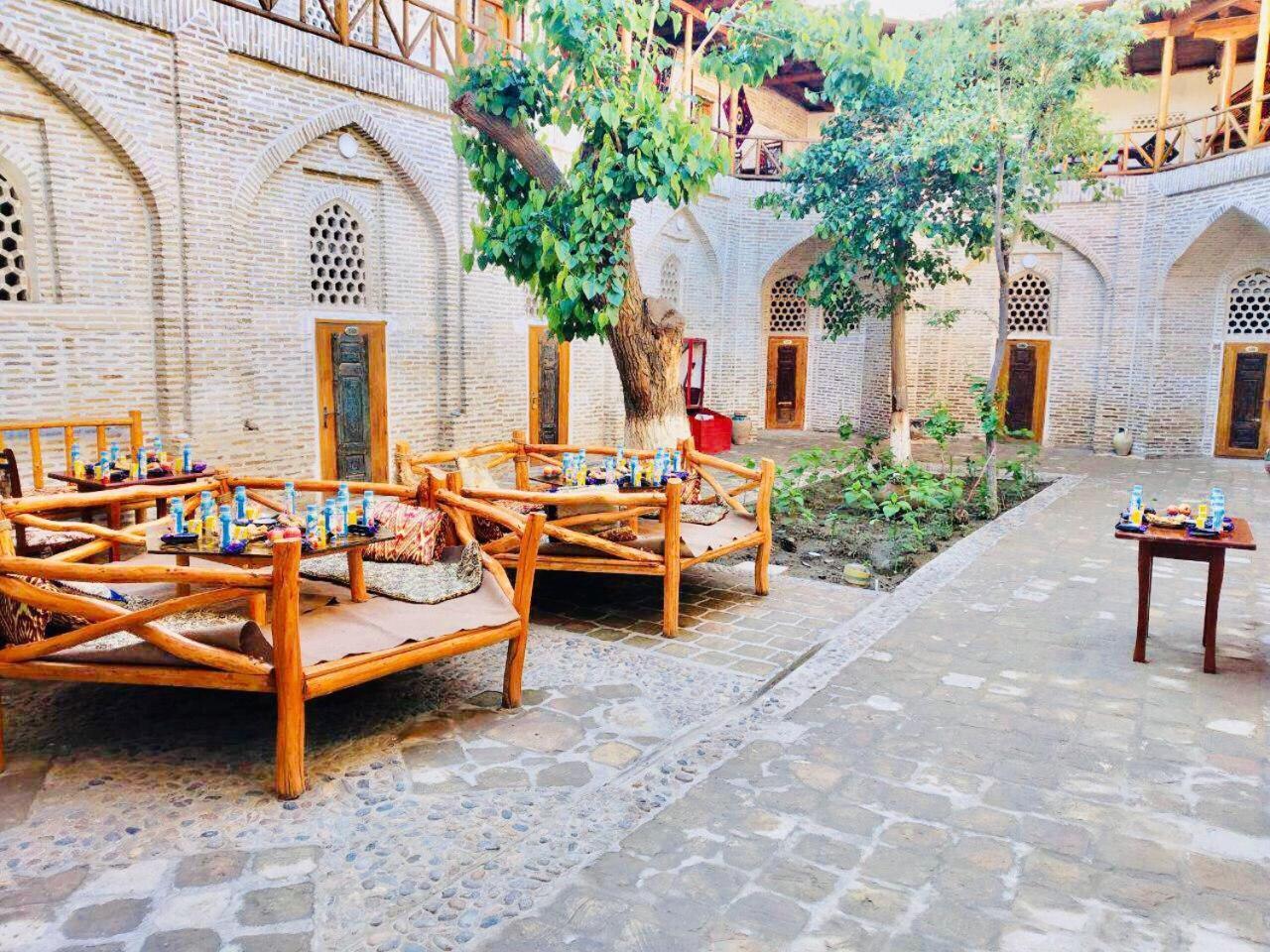 Ohun 18Th Century Caravansarai Bukhara Esterno foto