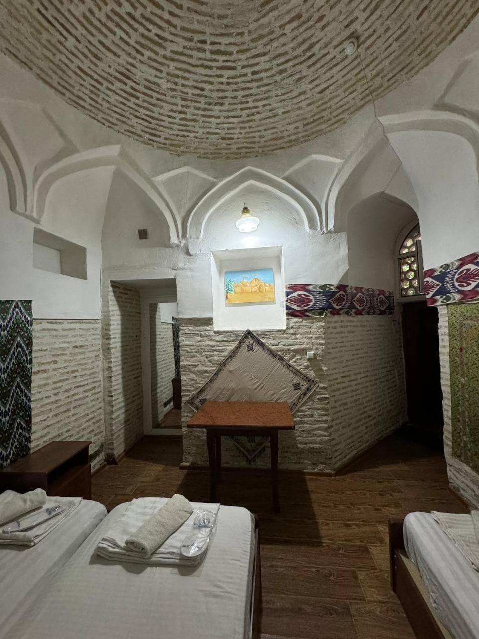 Ohun 18Th Century Caravansarai Bukhara Esterno foto