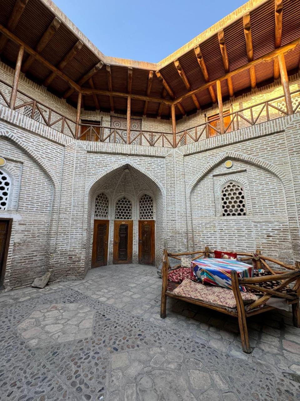 Ohun 18Th Century Caravansarai Bukhara Esterno foto