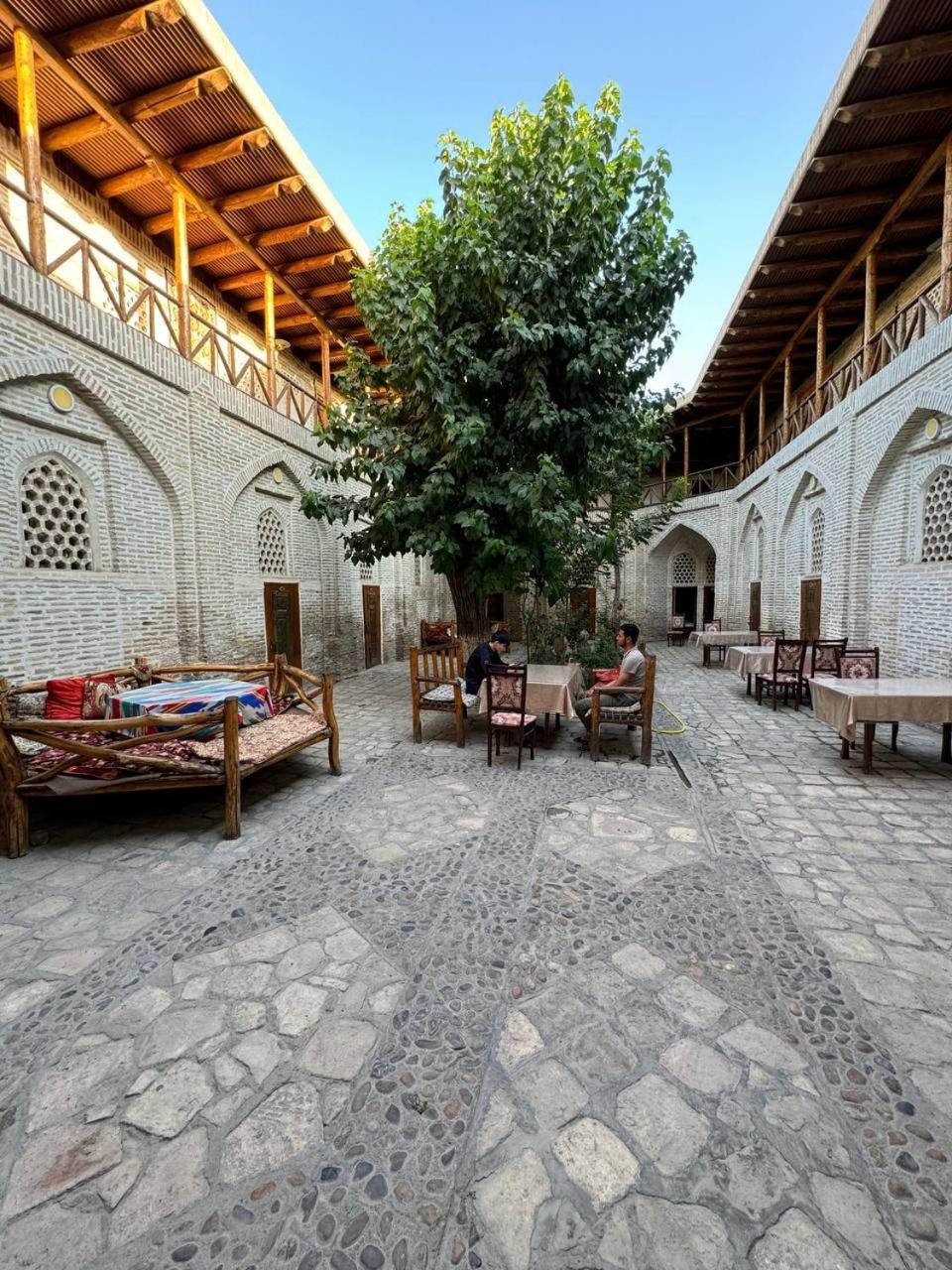 Ohun 18Th Century Caravansarai Bukhara Esterno foto