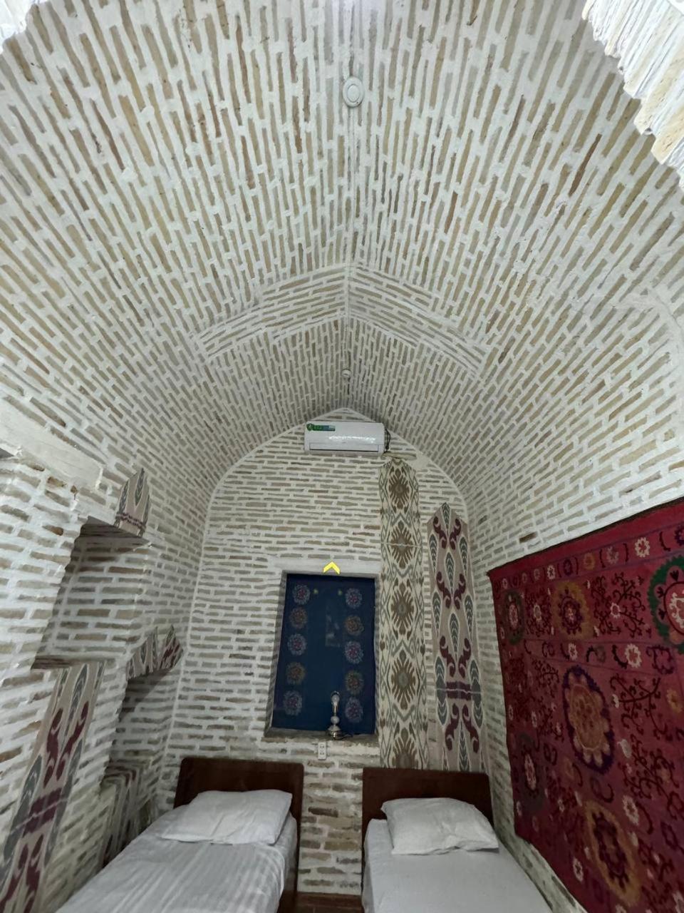 Ohun 18Th Century Caravansarai Bukhara Esterno foto