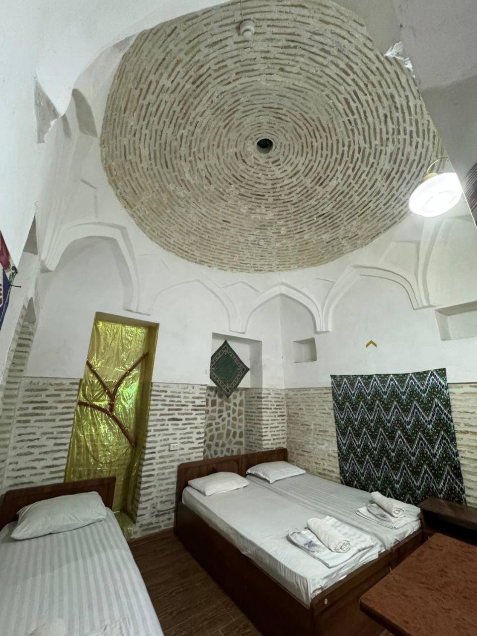 Ohun 18Th Century Caravansarai Bukhara Esterno foto