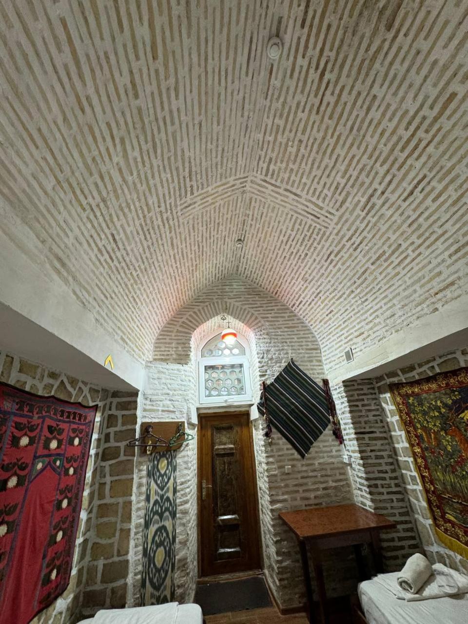 Ohun 18Th Century Caravansarai Bukhara Esterno foto